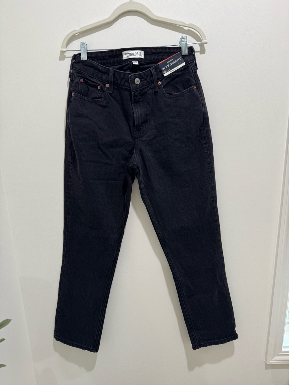 Abercrombie & Fitch Curve Love Mid Rise 90s Straight Jeans Black Size 26 Short - Picture 2 of 13